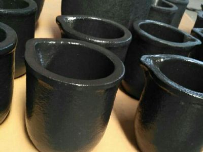 點擊查看詳細信息<br>標題：Graphite silica carbide crucible 閱讀次數(shù)：7462